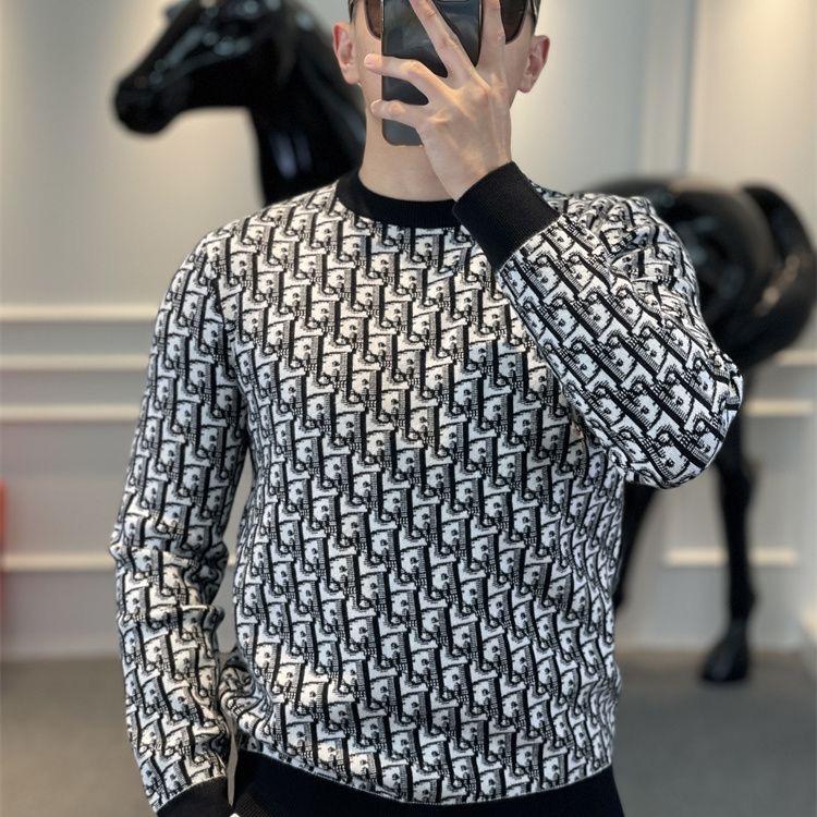 男士圆领毛衣时尚修身