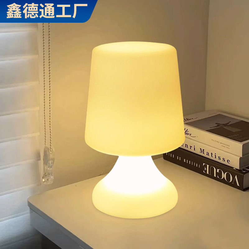 爆款欧式台灯卧室客厅LED防水小夜灯酒吧KTV西餐厅酒店氛围感桌灯