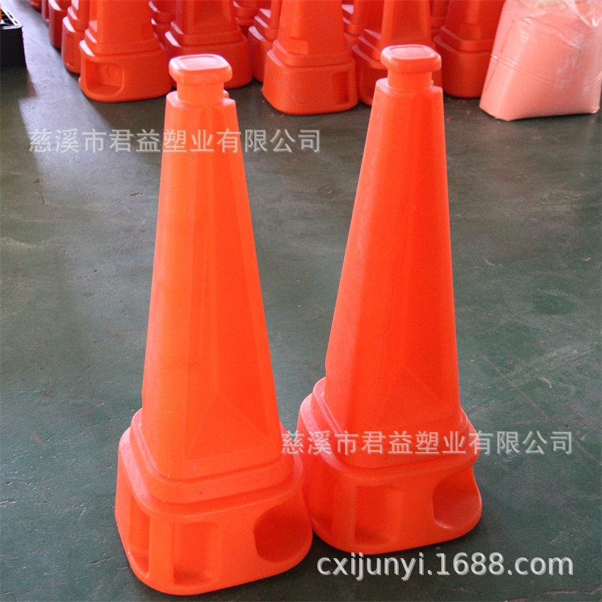定 制滚塑塑料路锥  HDPE路锥  LLDPE塑料路锥 加 工 交通路锥