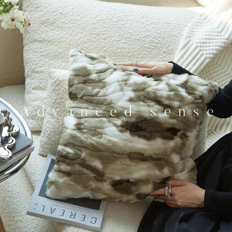 COSYCO丛林之森轻奢舒适家居用品短绒J抱枕沙发靠枕靠垫沙发卧室