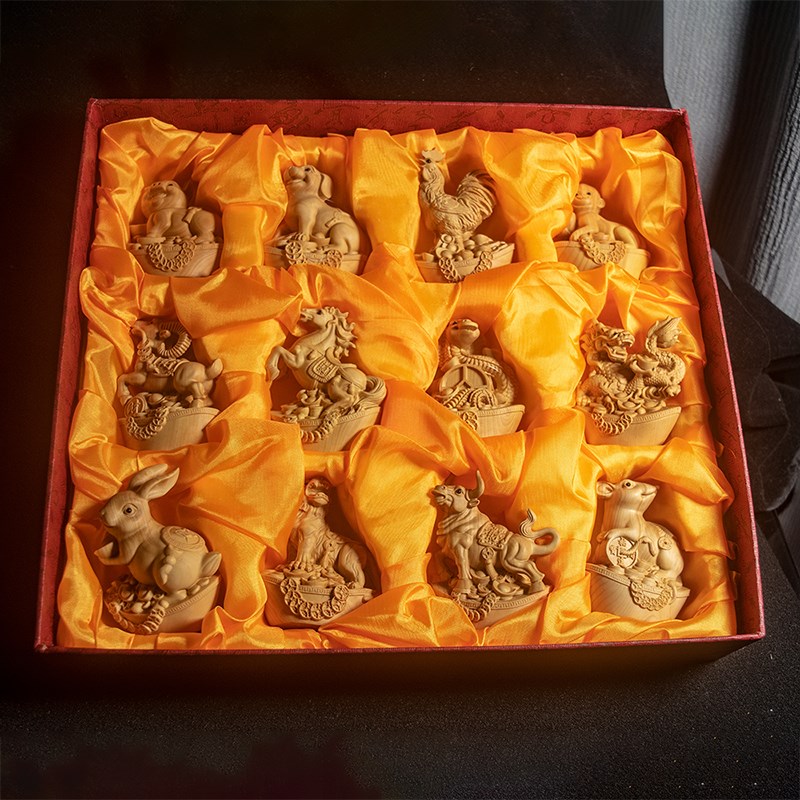 小叶黄杨木e雕十二生肖小摆件蛇龙鼠牛兔马羊猴鸡狗猪虎手把件男