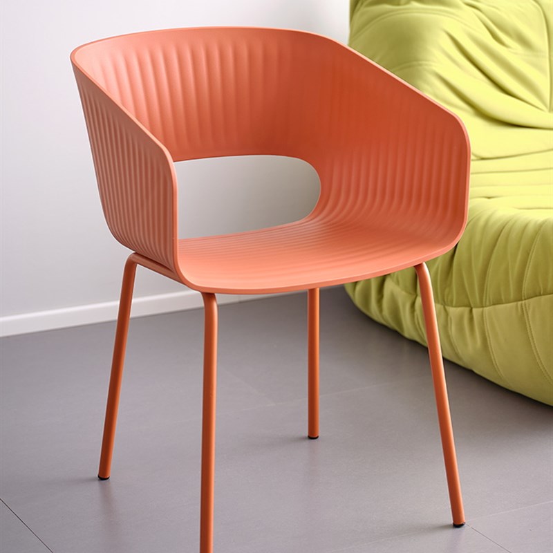 餐椅家用靠背塑料椅子现代简约书桌椅轻奢高级感咖啡厅餐桌休闲椅