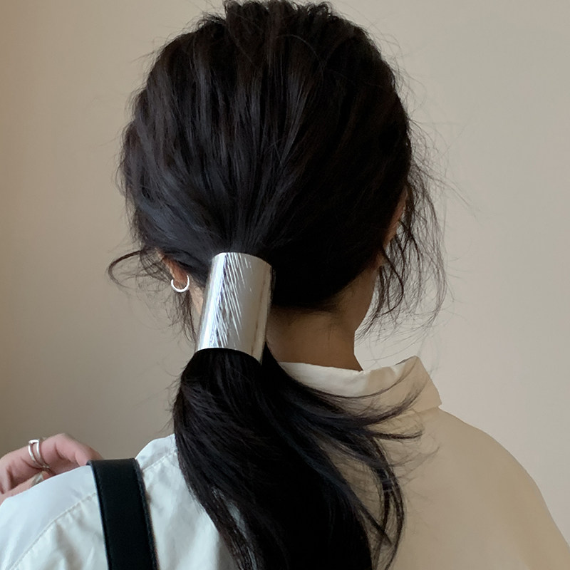 日系马尾金属发夹慵懒