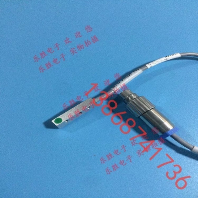 接近开关922FS0.8U-A4P-L