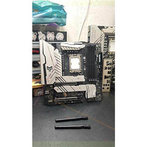 议价[23年在保]影驰b660m金属大师d4 wifi,功能正常