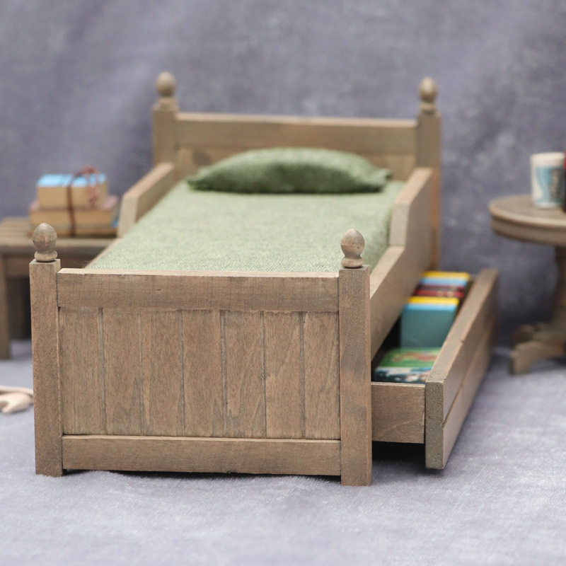 1:12娃娃屋dollhouse迷你家具卧室场景摆件古典做旧仿古床带抽屉