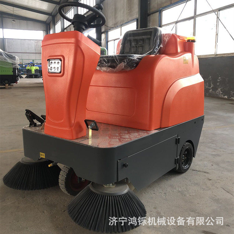 云南电动扫地车 座驾小型厂房清扫车 新款扫地车