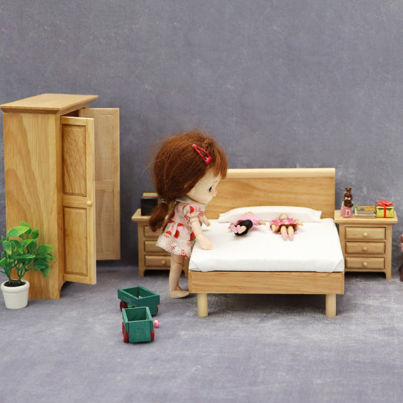 1:12娃娃屋dollhouse迷你家具卧室场景原木色套装床 衣柜 床头柜
