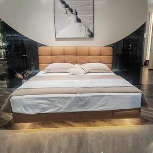 佛山源头工厂泡芙床主卧高端大气新款1.85意式极简轻奢真皮大床