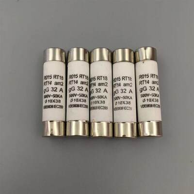 R015熔断器 RO15陶瓷保险丝管10X38 RT18 1A 2A 3A 5A 6A 10A