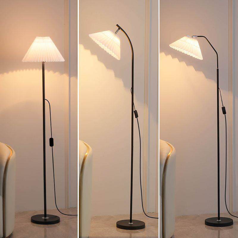 氛围落地灯客厅卧室床头沙发网红台灯儿童调光北欧艺术法式奶油