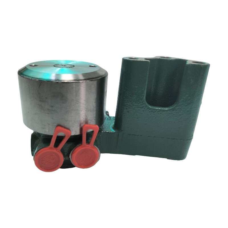 山东临工210道依茨TCD2012 TCD2013 输油泵0429 7075 21620116