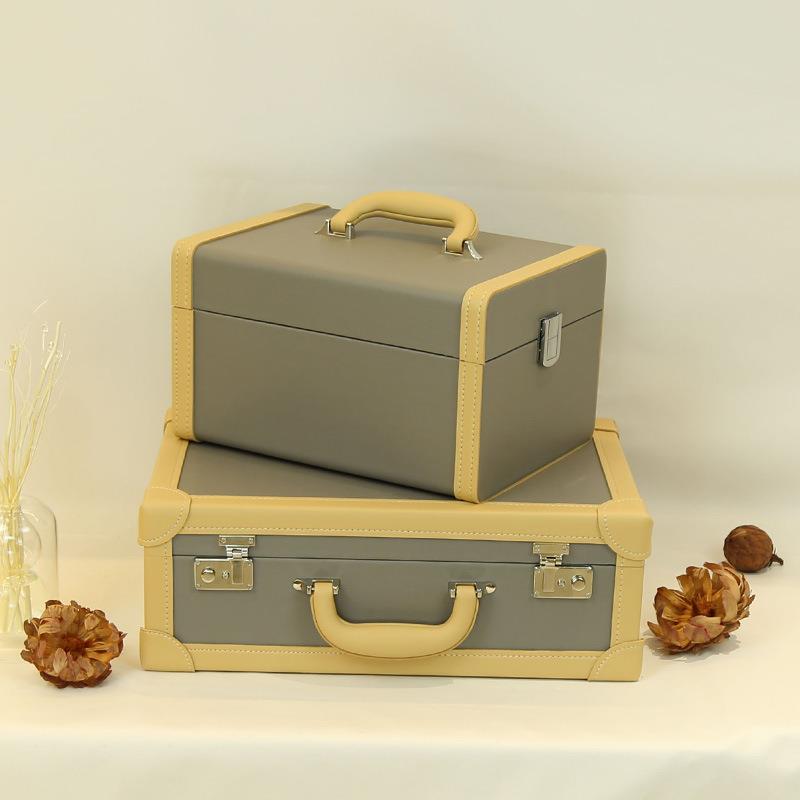 简约现代软装样板房衣帽间灰色pu手提箱展厅卖场储物箱装饰箱摆件