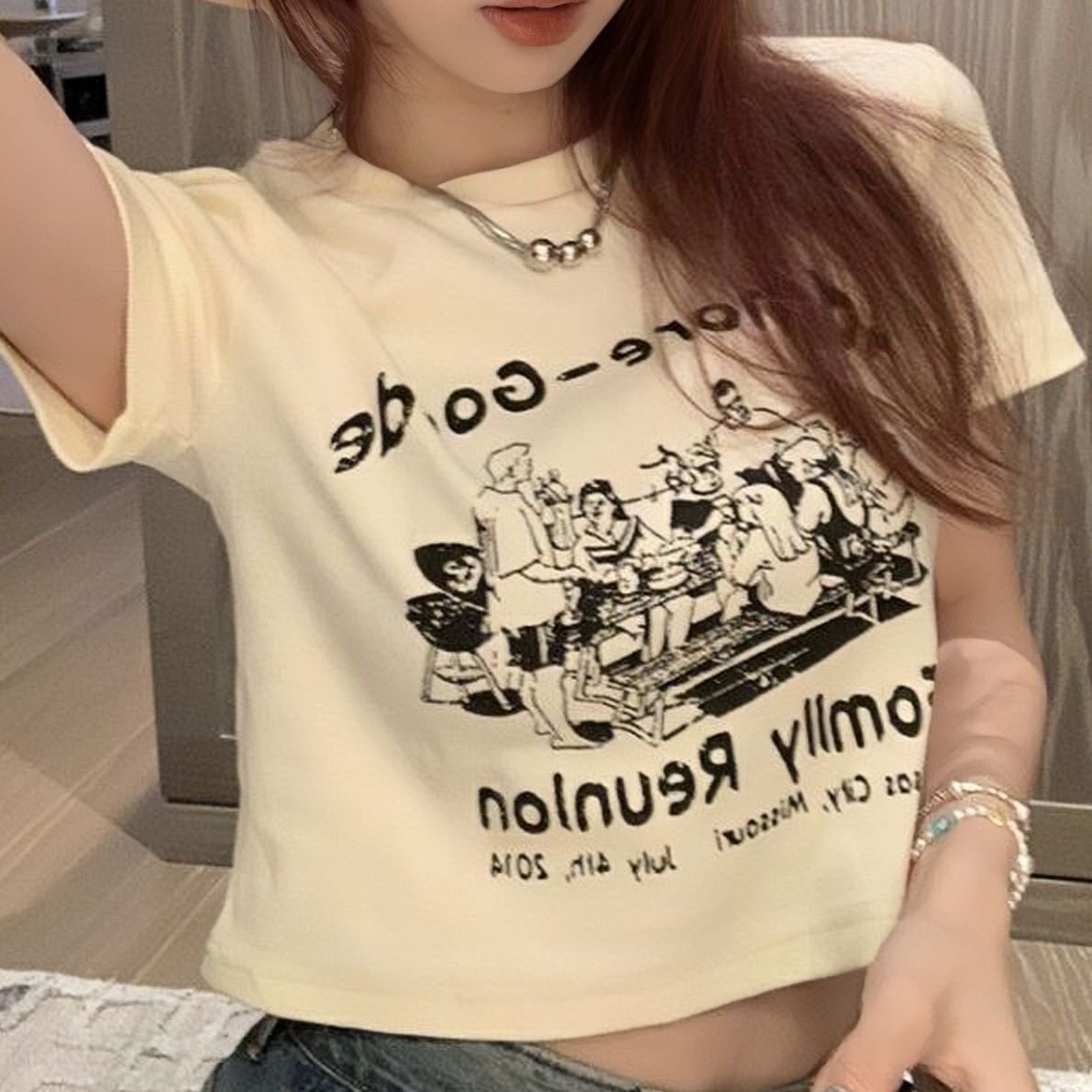 印花t恤女2026夏季新款美式复古辣妹短款修身上衣小心机杏色短袖