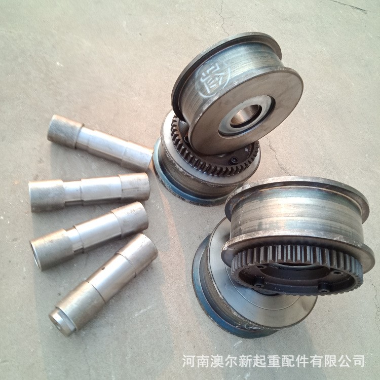现货供应 LD200行车轮 5吨单梁起重机300行走轮 平面齿圈300LD轮