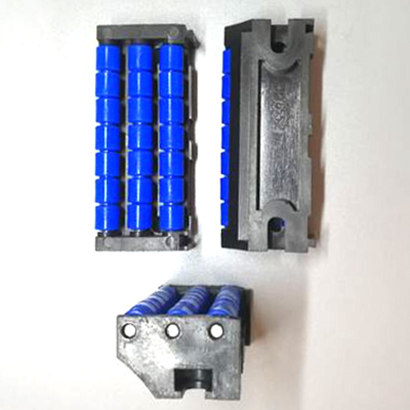 蓝紫色滚珠过渡板两排三排塑料链板输送线过度板板链对接板输送机