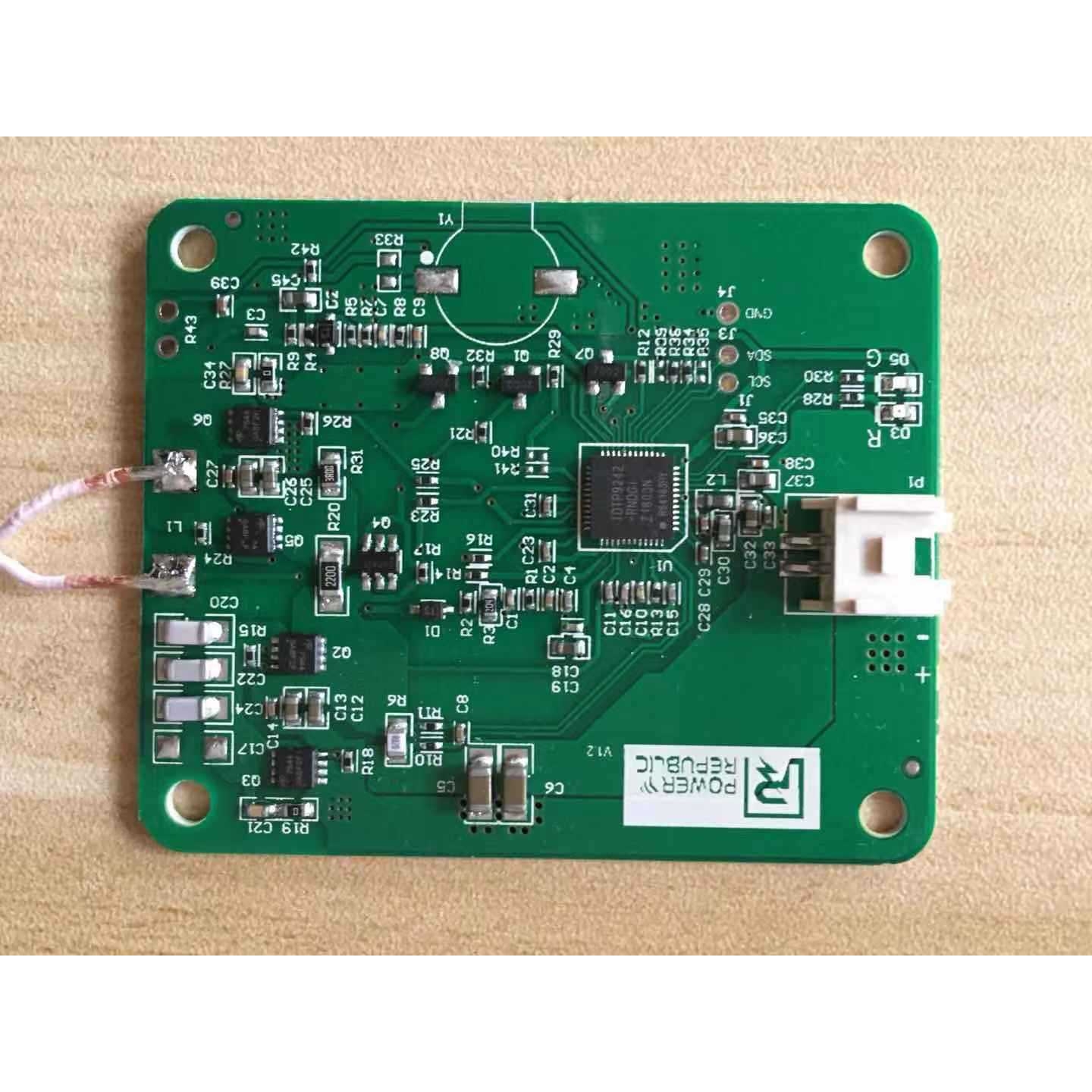 匹乐电子科技IDT P9242-R 15W无线充电发射模块
