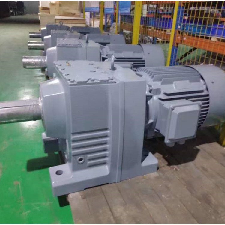 RF57-Y4KW-5M1 十字换向箱 HR47螺旋减速机