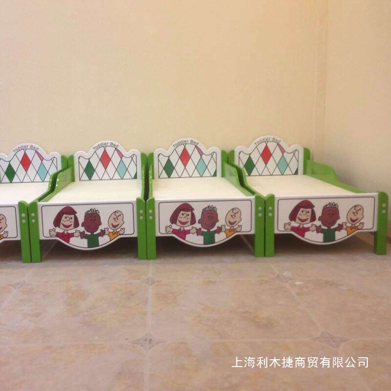 幼儿园午休折叠塑料网床