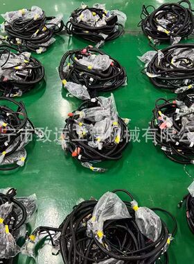 配件 PC200-8先导手柄进油管螺丝 6751-71-511  200配件