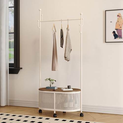 奶油风卧室落地挂衣架脏衣篓家用铁艺衣服收纳架简易可移动衣帽架