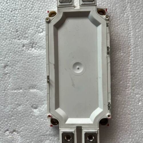 议价英飞凌模块FF600R17ME4，质量保证，成色如图，外1柜可维修