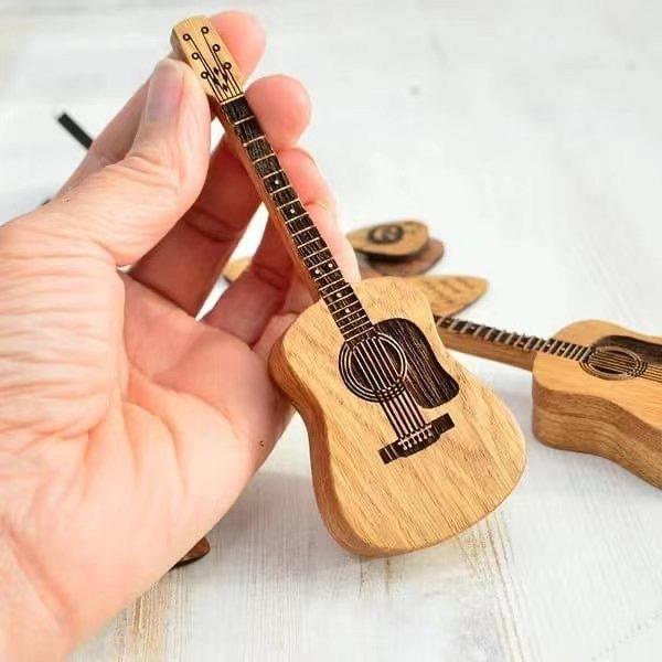 Wooden Acoustic Guitar Pick Box木吉他拨片盒 木质装饰摆件