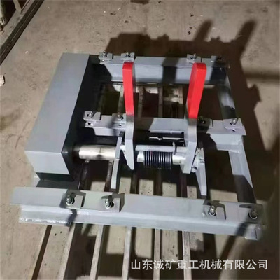 QWZC6矿用气动卧闸 600轨距自动复位罐挡 灵敏度高矿用气动卧闸