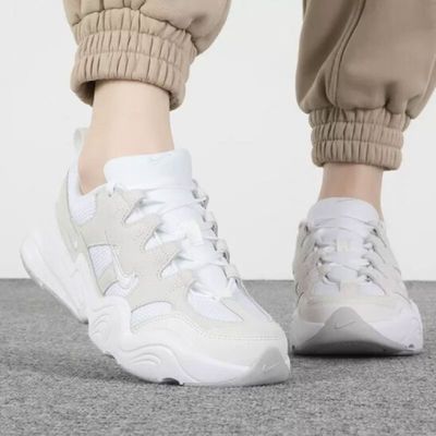 NikeTechHera缓震透气跑鞋女