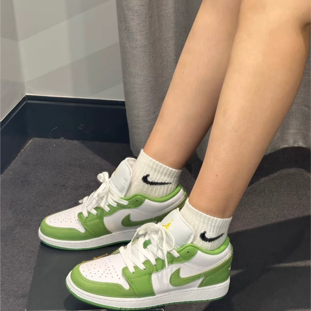 Air Jordan 1复古潮流支撑防滑耐磨舒适百搭复古休闲鞋HF4779-100,运动鞋new,板鞋,淘宝优惠券,粉丝福利购,淘宝优惠卷
