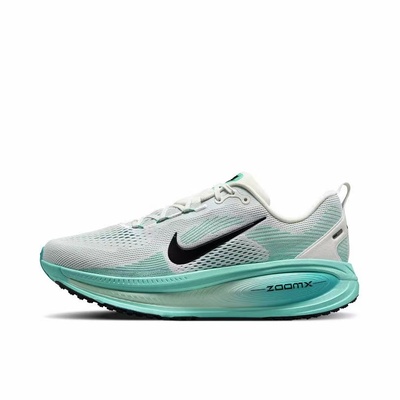 NikeVOMERO18低帮跑步鞋