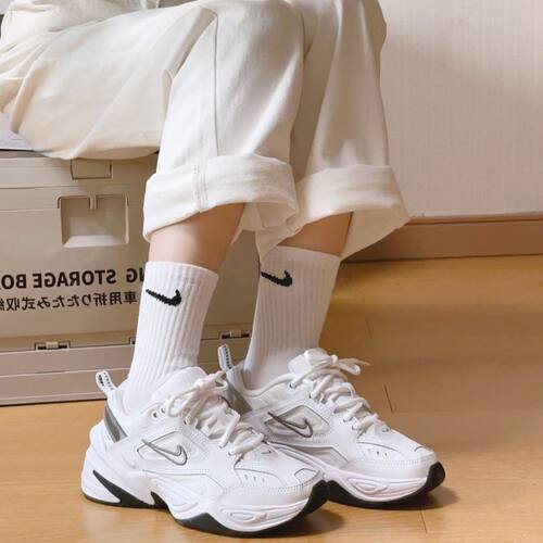 耐克M2KTEKNO厚底防滑休闲鞋