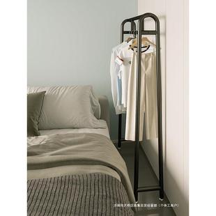卧室挂衣架不占地小户型极窄衣帽架落地结实床尾边夹缝收纳晾衫架