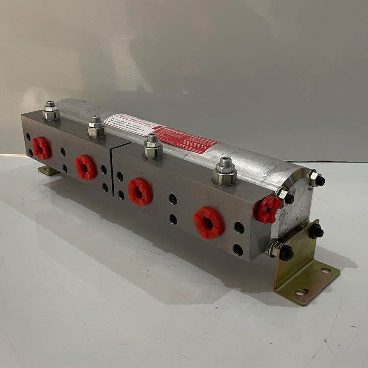 CFA1-8X4-YE-1系列高精度齿轮分流马达