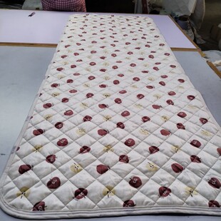 热卖 大促外贸出口日本纯棉沙发垫毛绒午睡垫夹棉绗缝生理期微瑕