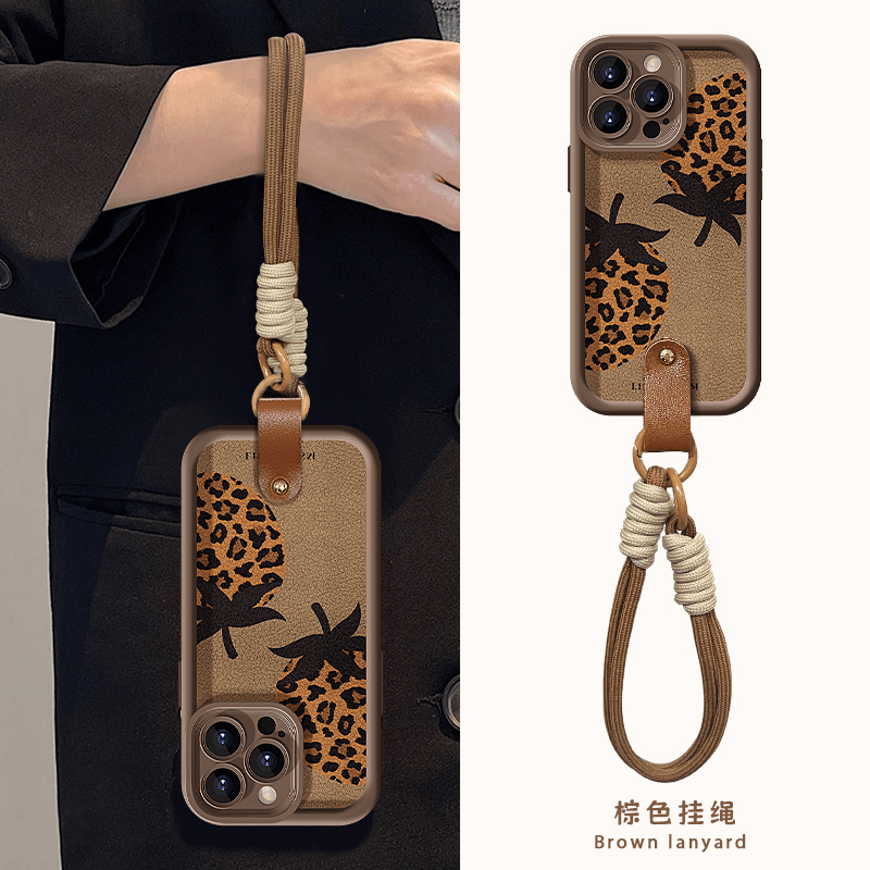 天眼羊皮草莓适用苹果15promax手机壳华为mate60pro新款pura70秋冬小米女OPPOReno12腕带vivos19挂绳x100简约