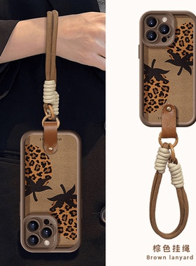 天眼羊皮草莓适用苹果15promax手机壳华为mate60pro新款pura70秋冬小米女OPPOReno12腕带vivos19挂绳x100简约