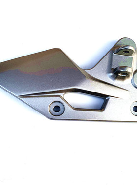 适用GSaX250R前后搁脚支架脚踏杆脚踏排气管搁脚支架定位左右脚蹬