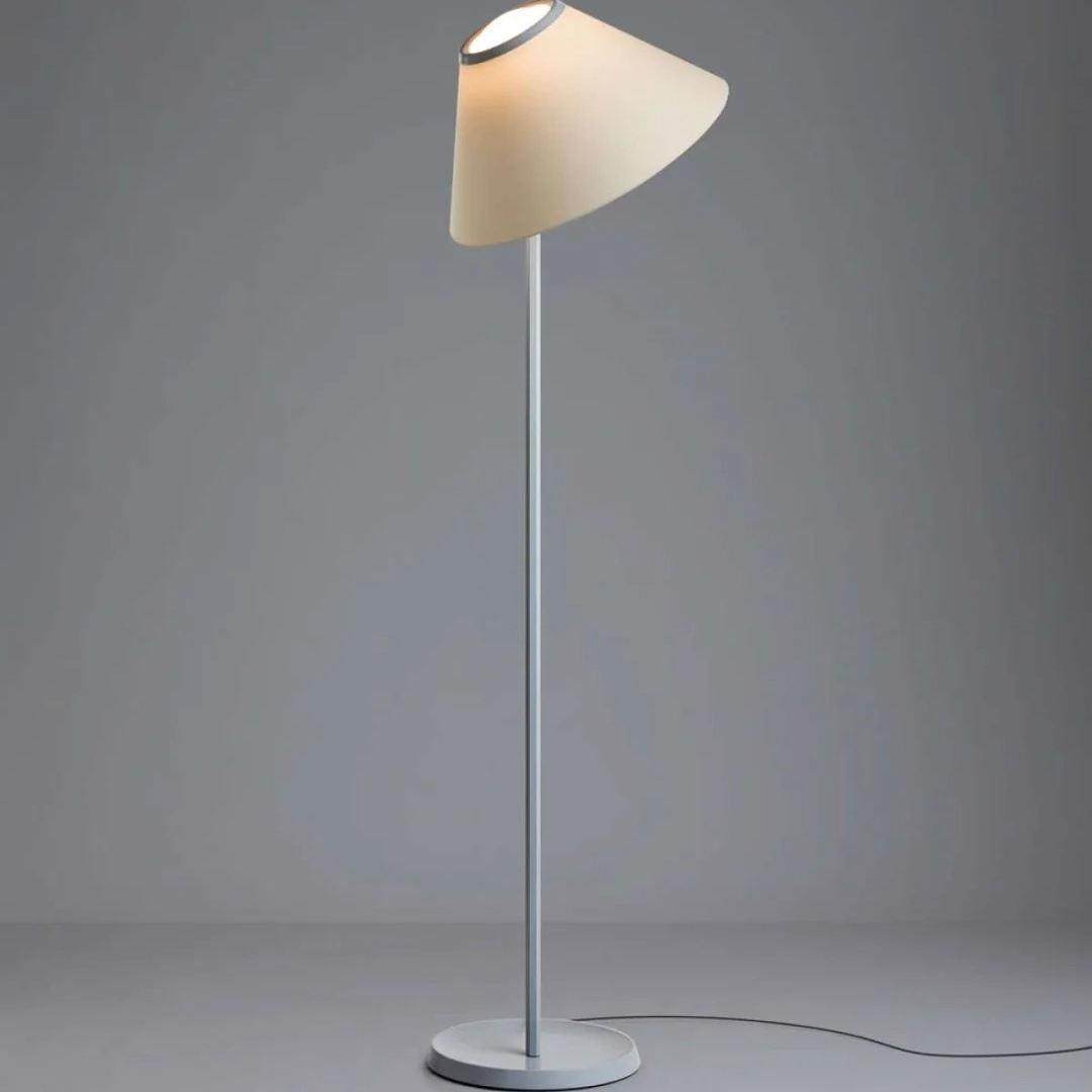 古镇工厂中山工厂直销客厅沙发旁边落地灯设计感高级感现代简约极