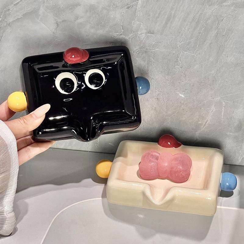新款机器人陶瓷香皂盒沥水设计多巴胺撞色卫生间肥皂盒子家居好物