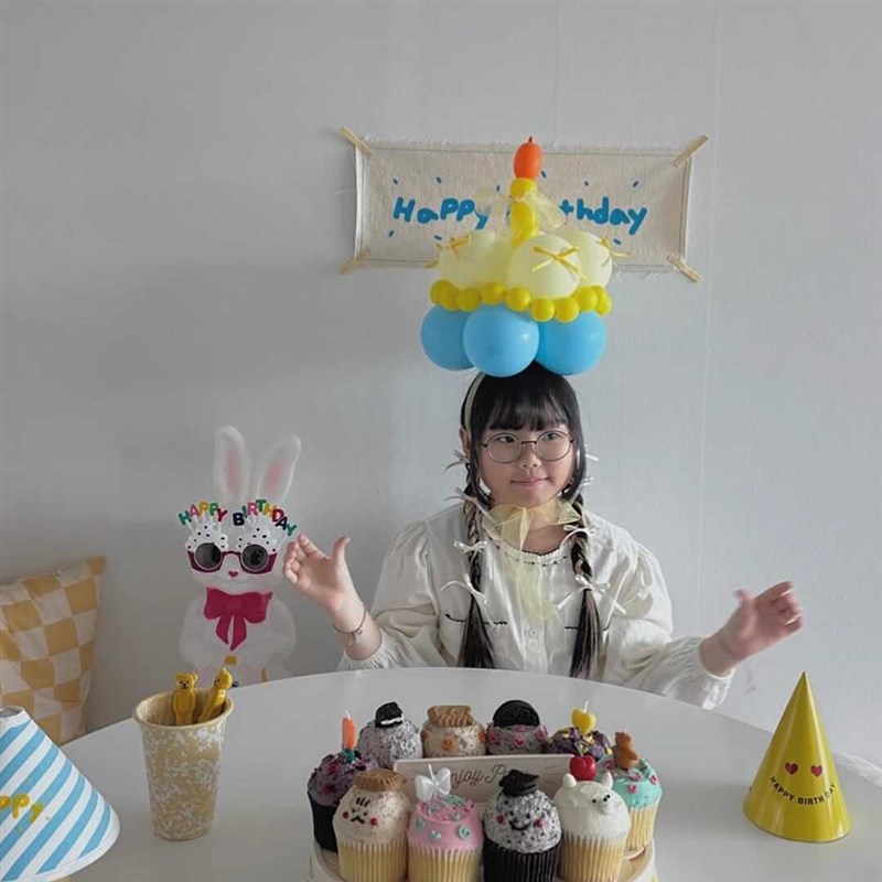 韩式生日快乐粉蓝字母手持拉旗儿童派对H装饰拍照道具背景墙布置