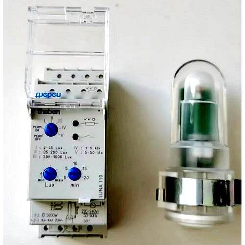 德国泰邦 光控开关 灯具控制器 theben luna110 AL 110 plus EL
