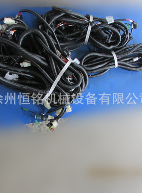 供应徐工装载机配件252606794-300K(DC)IV.11L＊线束总成