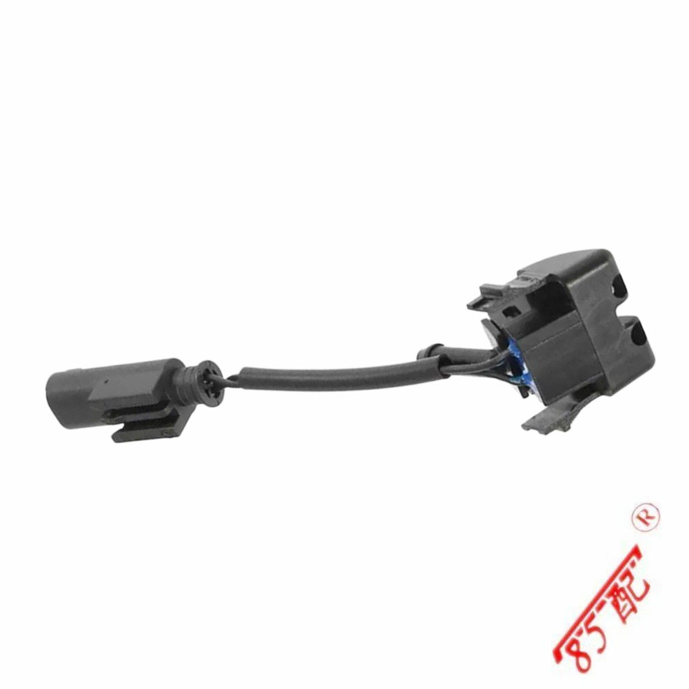适用宝马3E46 1997-2005挡风玻璃清洗液喷嘴61668374366机盖喷水