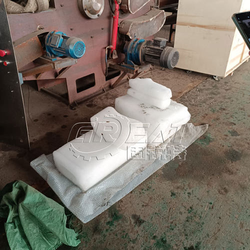 碎冰造雪机 游乐场假雪制造机 滑雪场人造雪粉碎机