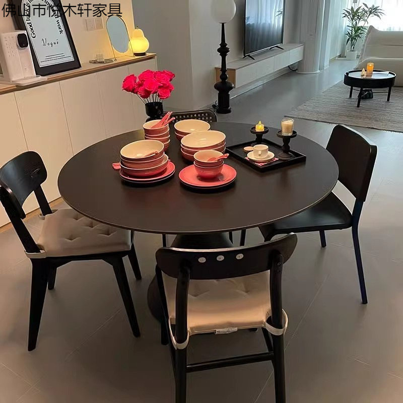 法式洽谈桌岩板圆形餐桌纯白色现代简约圆桌小户型家用饭桌椅组合