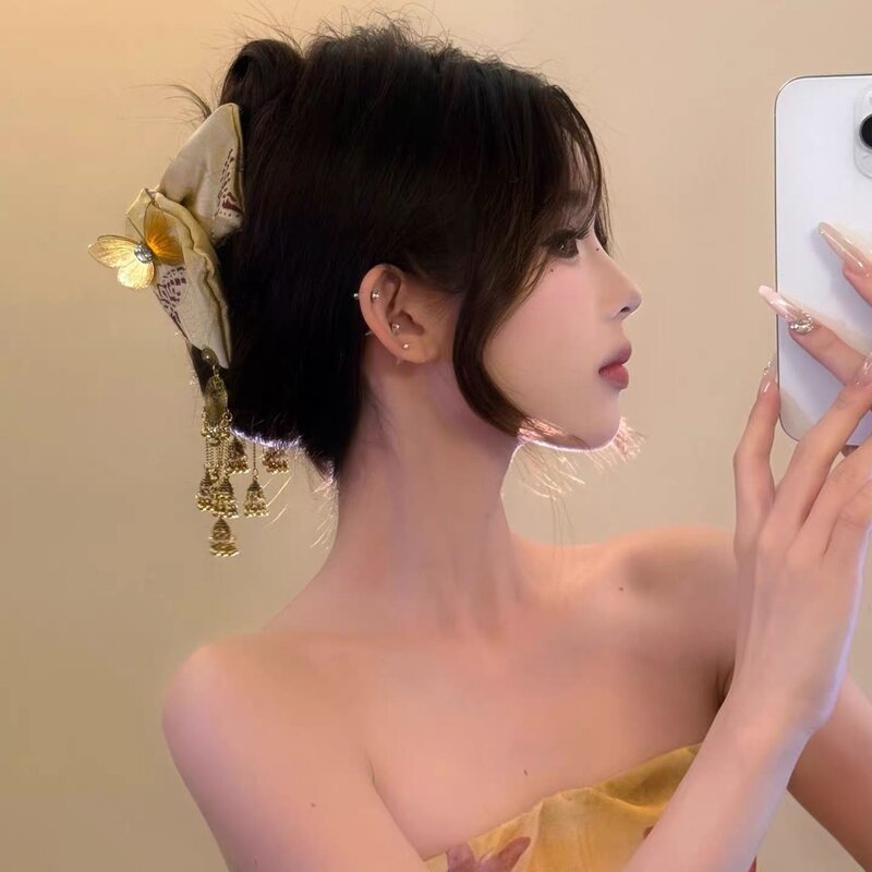 锦纹铜铃~黄色刺绣金蝶发夹边夹民族风发饰女新中式流苏三角抓夹