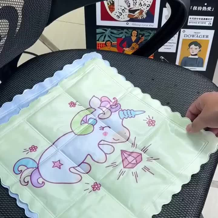 学生办公卡通冰垫坐垫宿舍夏季降温清凉宠物居家冰凉软垫