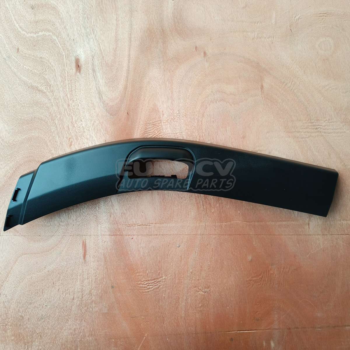 SCE 2297990 R.H Wheel Arch Trim Panel 右车轮挡泥板