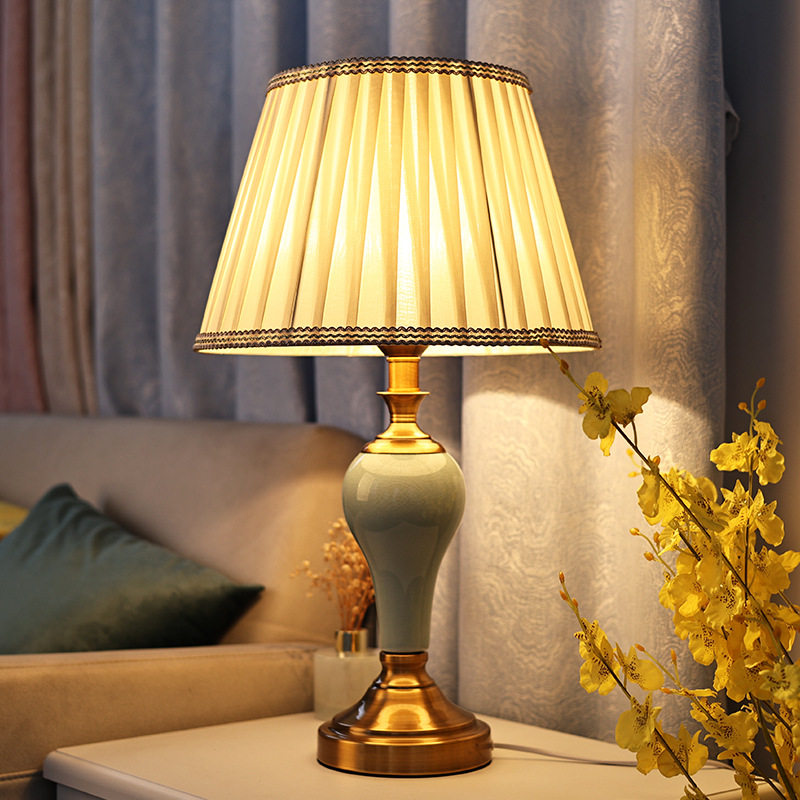 台灯2023新款轻奢 高级感现代简约美式复古结婚婚房床头柜灯装饰